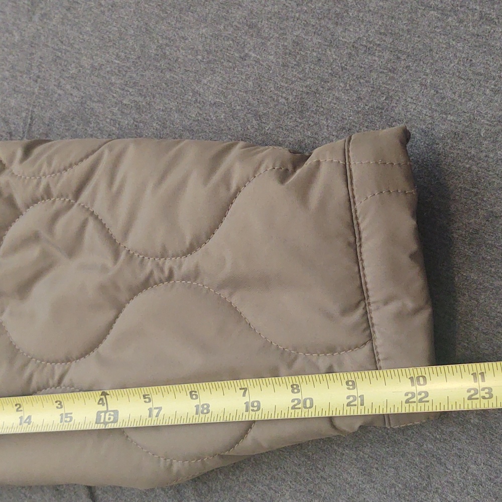 Oversized Quilted Jacket - Picture 7 of 7